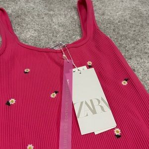 Zara Women’s Knit Rib Sweaters Seamless Embroidered Dress Pink Floral Flowers